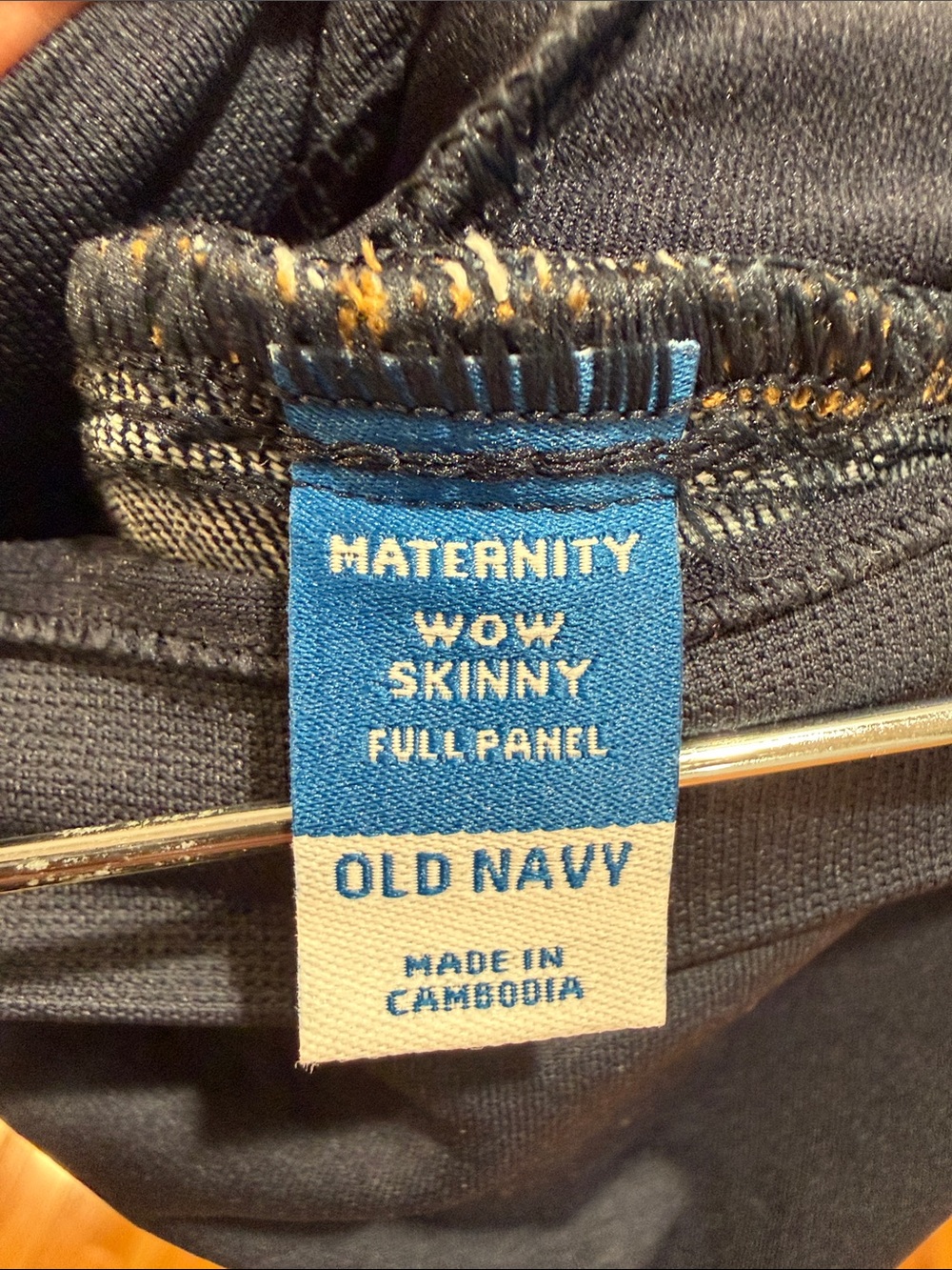 NWT! Old Navy (Size 8 Long) Dark Blue Maternity Jeans with Stretch Waistband - Picture 4 of 4